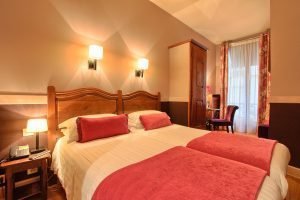 Chambre Quad Hotel des Marronniers Paris