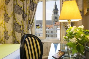 Chambre avec vue Paris 6 : Hôtel des Marronniers